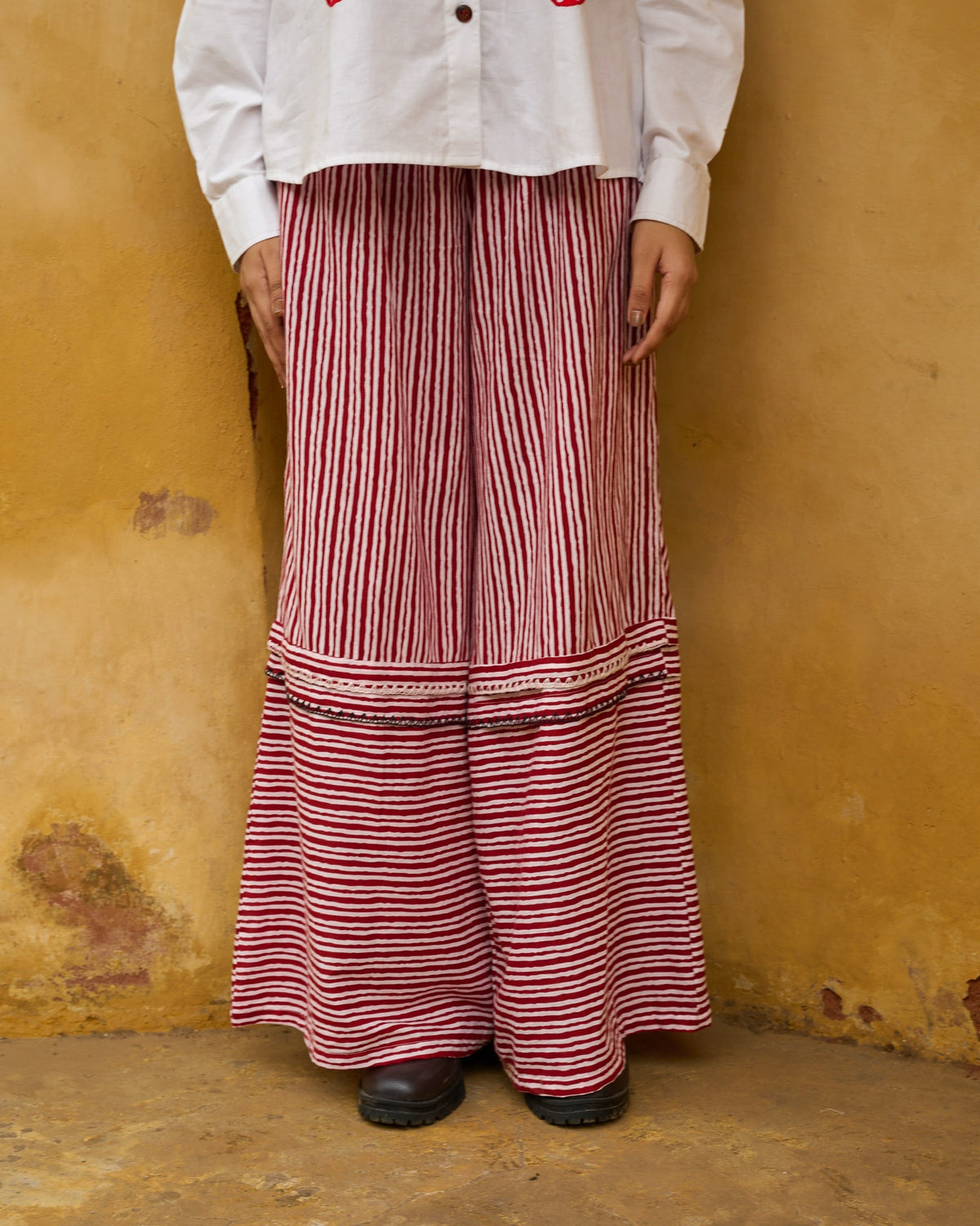 Leheriya Hand Embroidered Pant